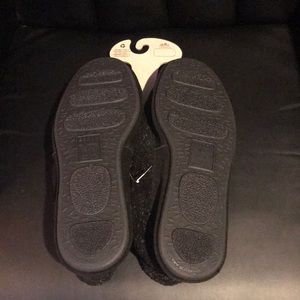 Acorn Shoes - ACORN MENS MOCS in “Black Berber” Acorn Shoes - ACORN MENS MOCS in “Black Berber”